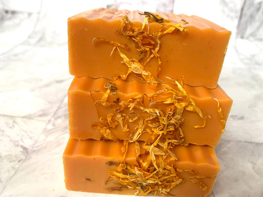 Turmeric Manuka Honey Brightening Soap Bar